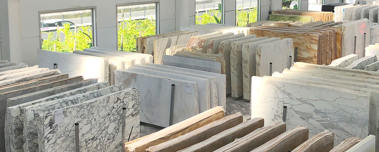 G.R. Marmi Carrara marble materials